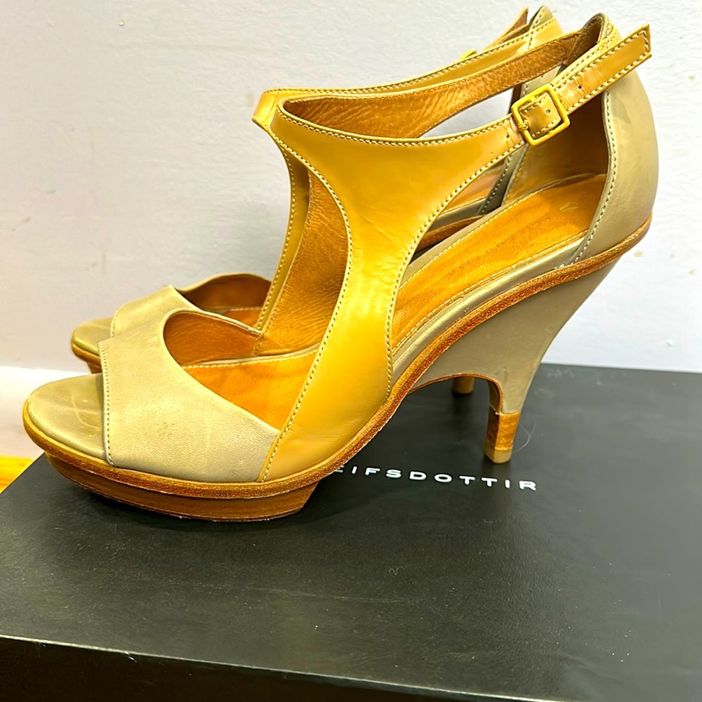 Ilona two time cutout sandals